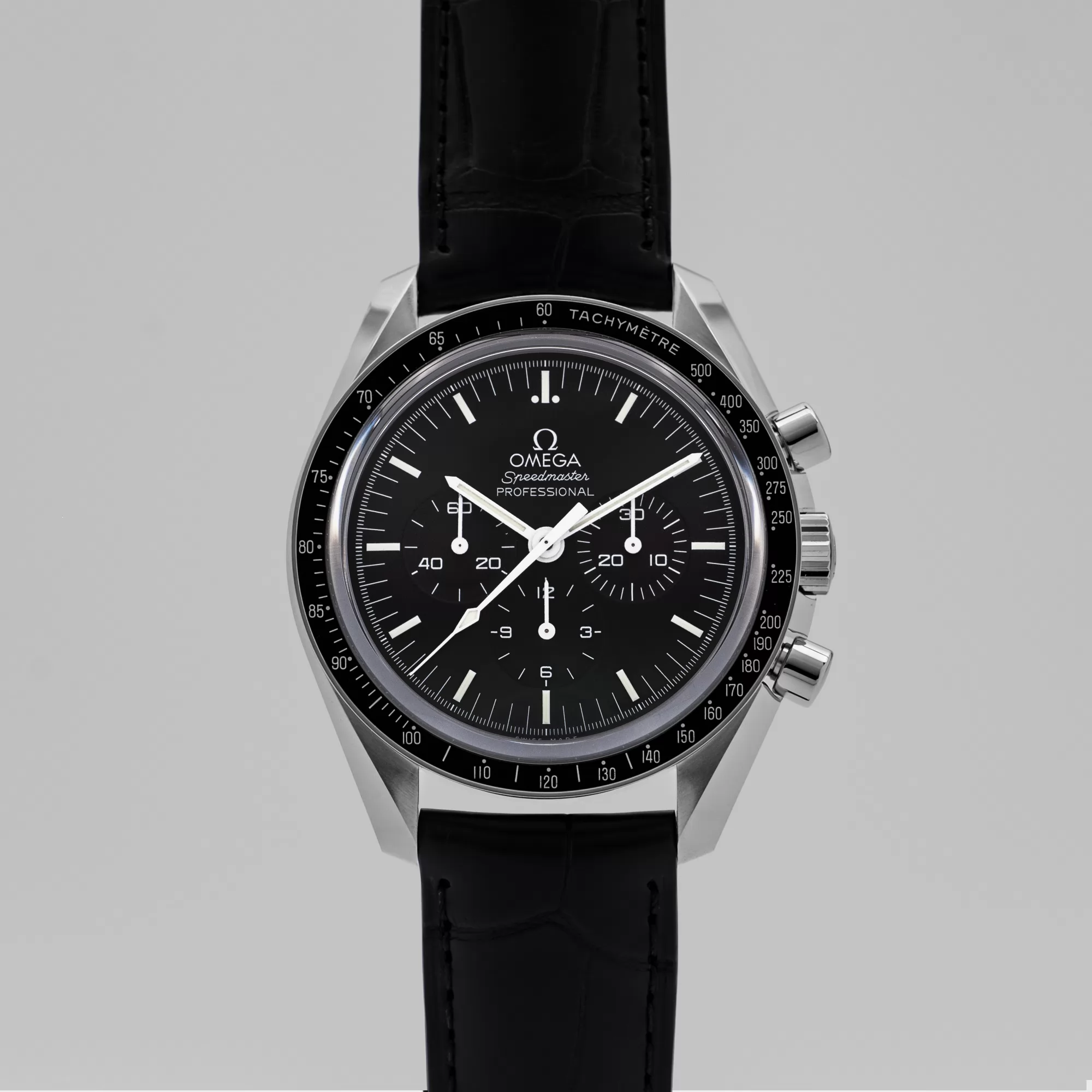 speedmaster moonwatch professional chronograph